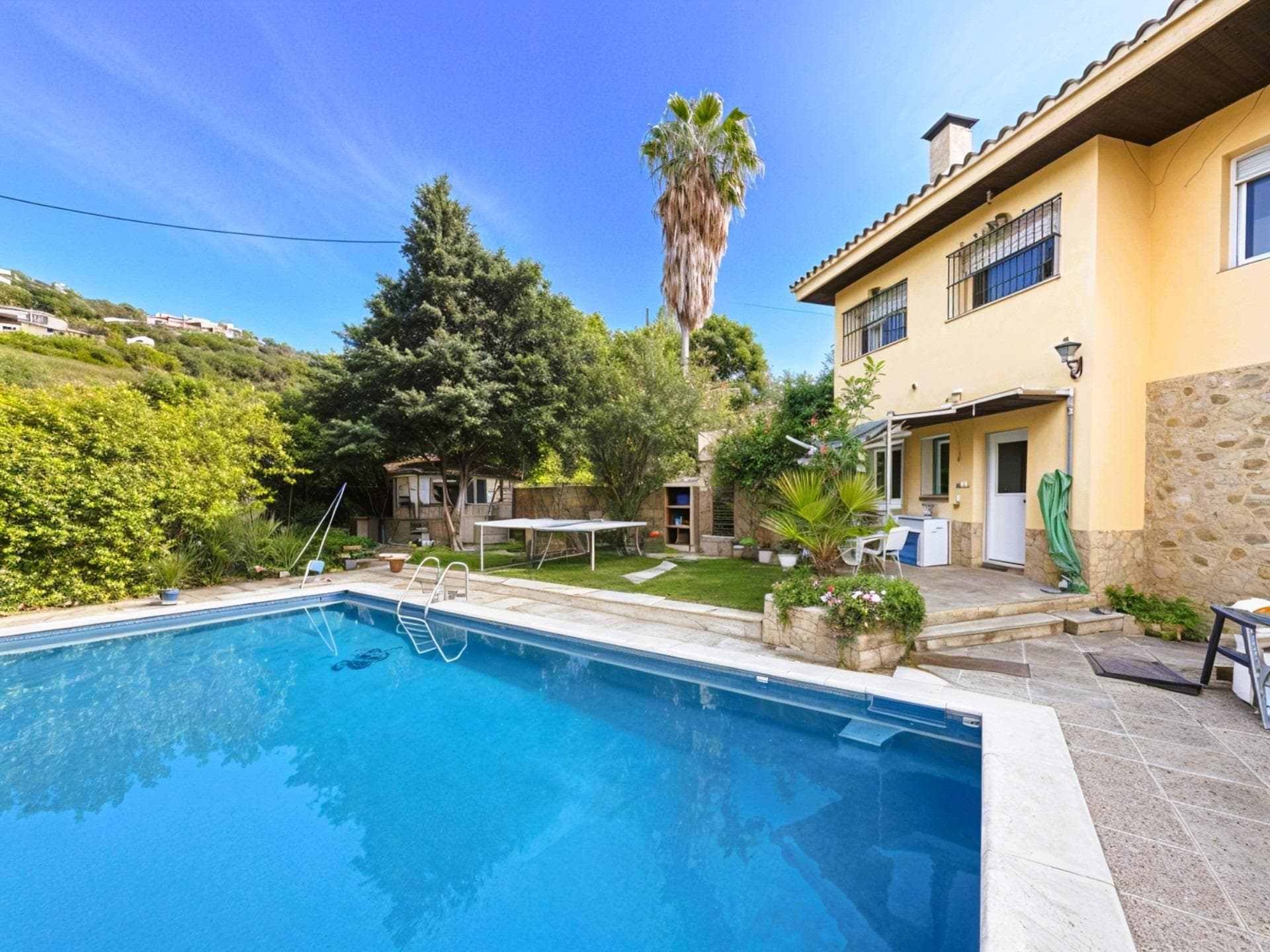 Villa con vistas al mar, piscina y licencia turística – Lloret de Mar