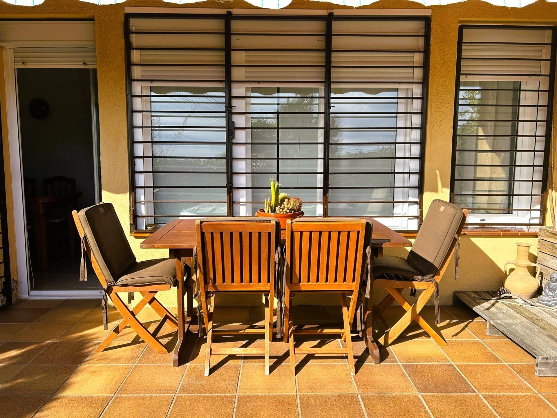 Encantador bajo con terraza en Santa Maria de Llorell – Tossa de Mar