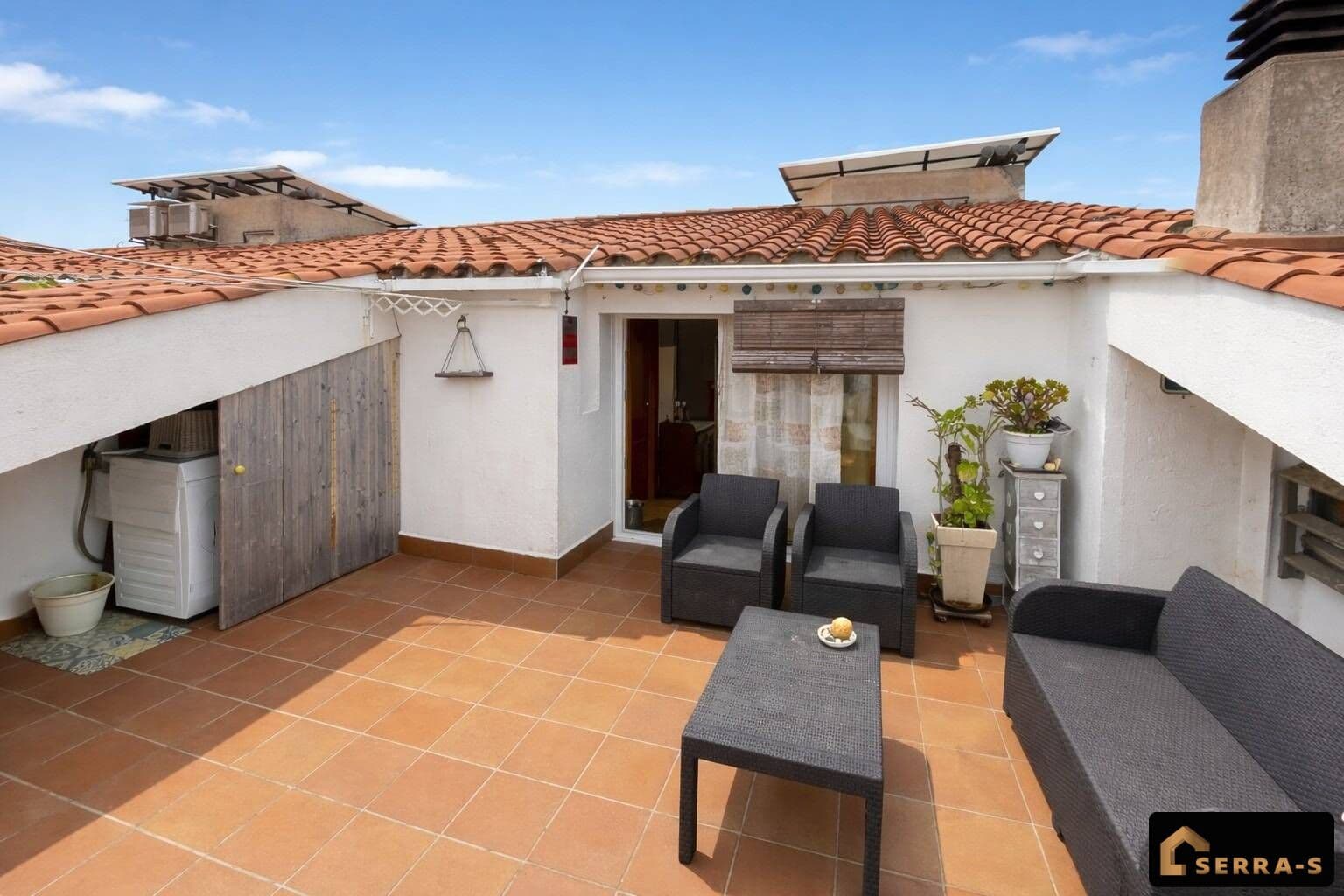 Amplio dúplex situado en el centro de Malgrat de Mar, en finca con ascensor y buena distribución