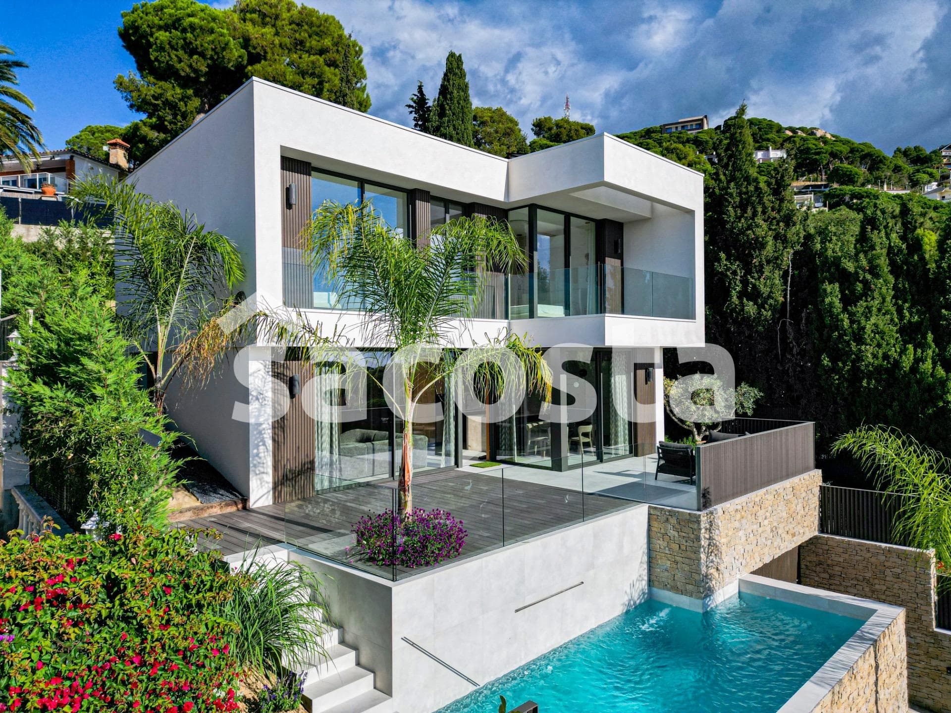 Casa contemporánea con vistas panorámicas al mar en Roca Grossa, Lloret de Mar