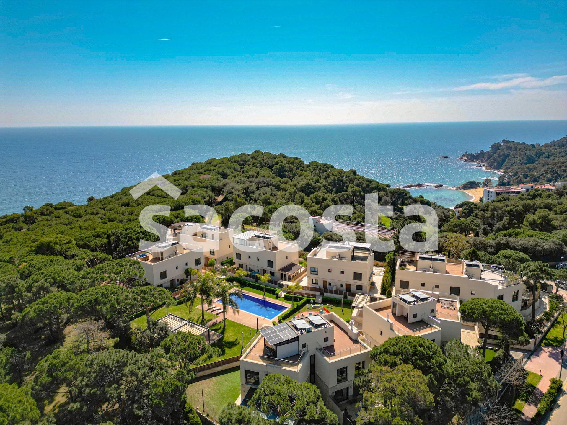 Casa adosada en Santa Clotilde, junto a playa Sa Boadella y los Jardines de Santa Clotilde